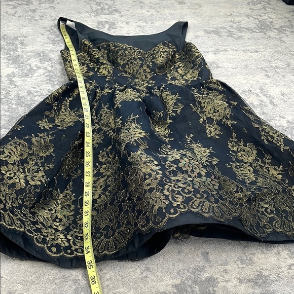 ML Monique L’huillier Gold Black Lace Fit Flare Mini Dress Party Birthday Sz 8 - Picture 10 of 12